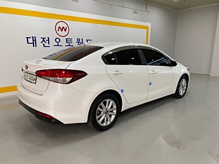 KIA K3 2016