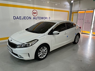 KIA K3 2016