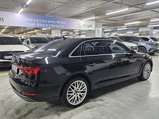 AUDI A4 B9 2018