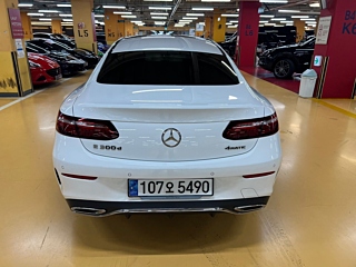 MERCEDES BENZ E-CLASS W213 2023