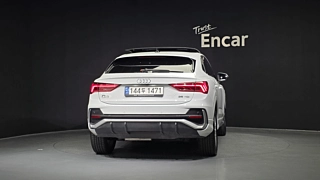 AUDI Q3 F3 2022