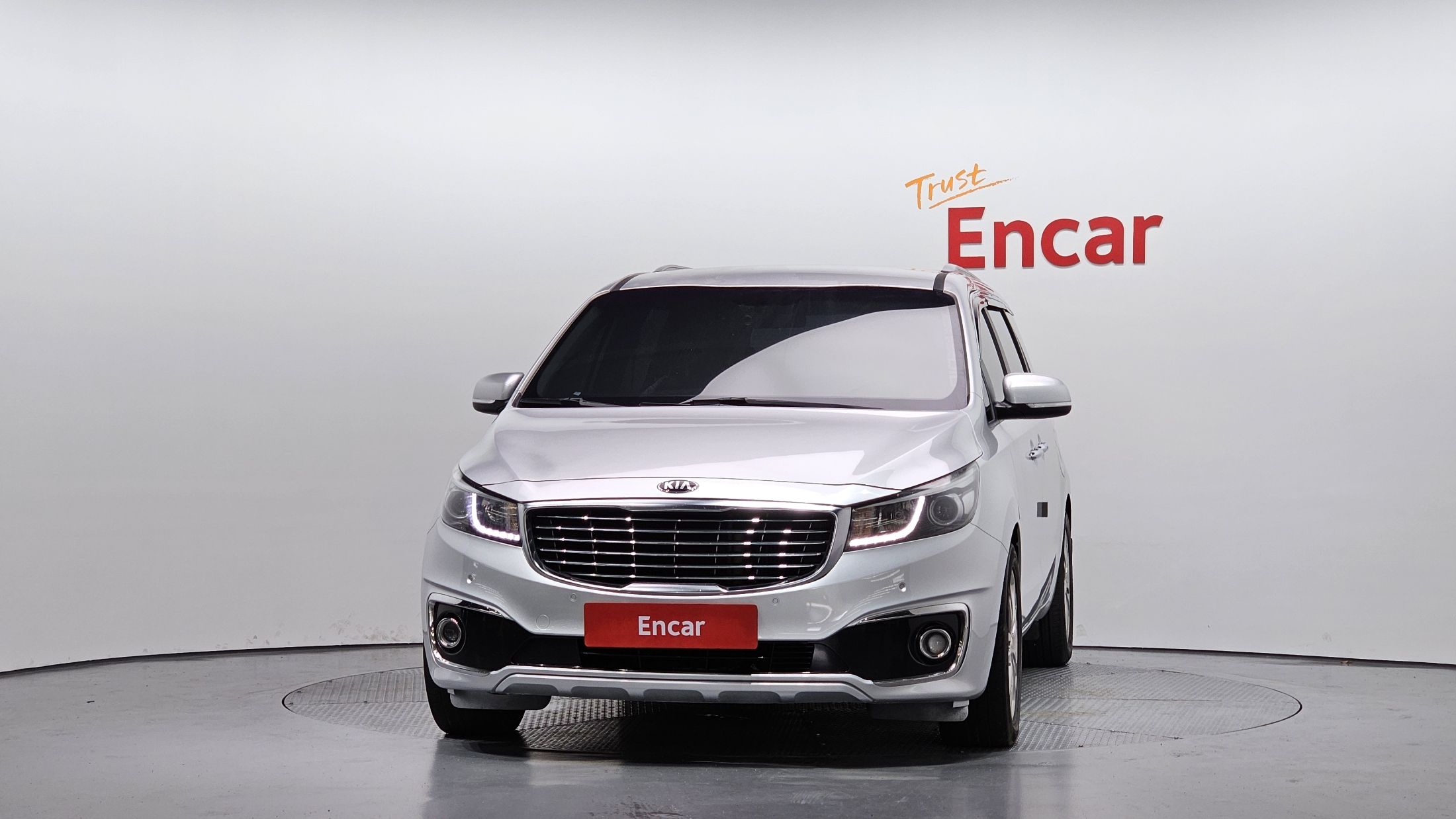 KIA CARNIVAL 2014
