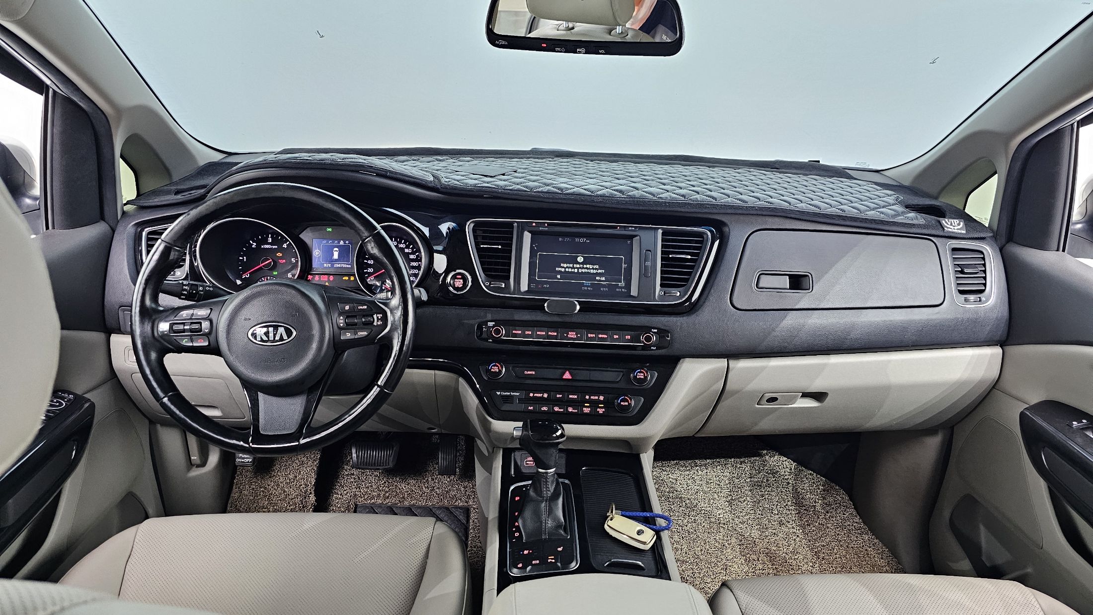 KIA CARNIVAL 2014
