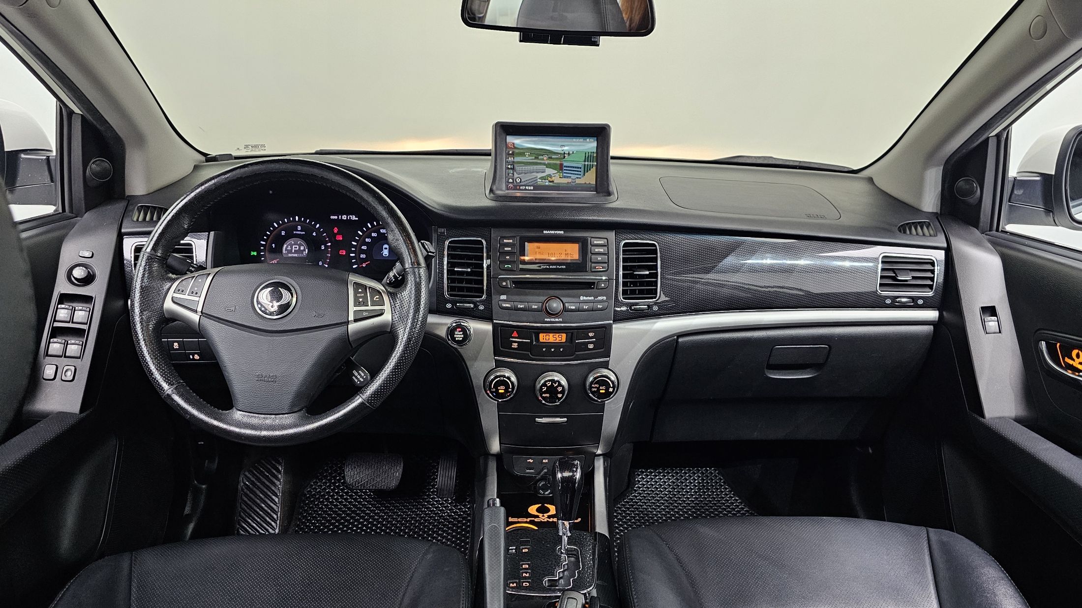SSANGYONG KORANDO C 2012