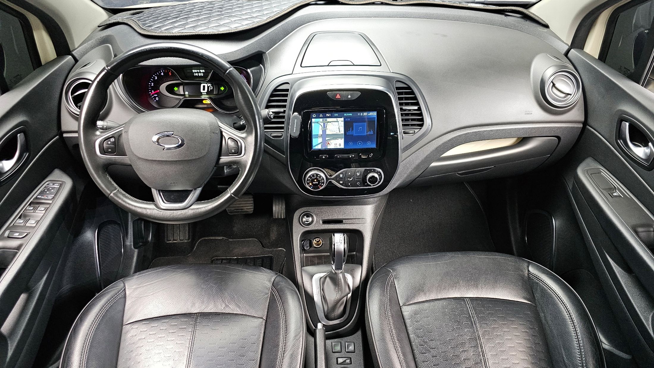 SAMSUNG QM3 2017