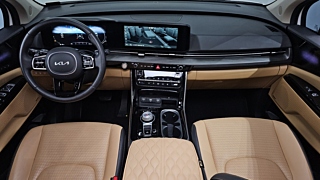 KIA CARNIVAL 2023
