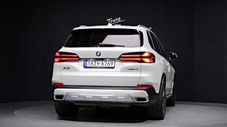 BMW X5 G05 2023