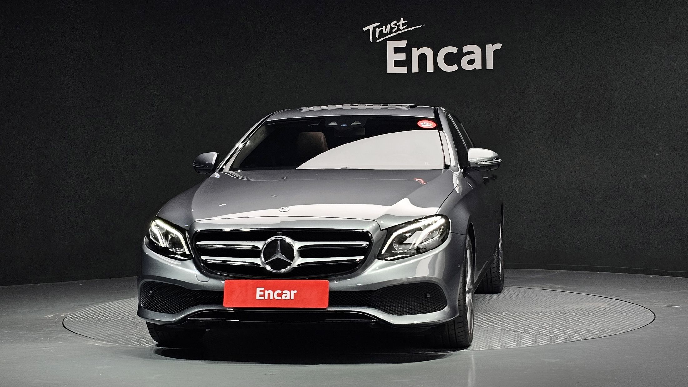 MERCEDES BENZ E-CLASS W213 2018