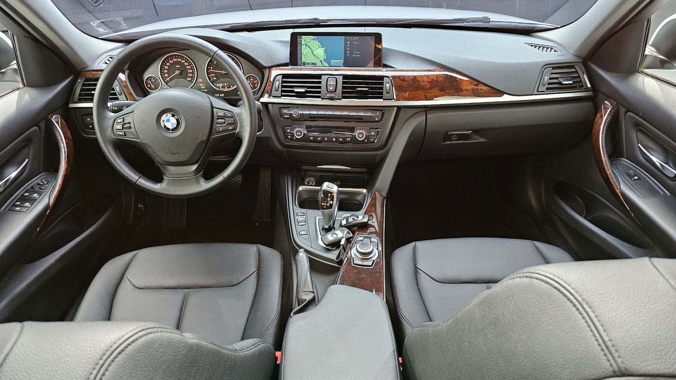 BMW 3-SERIES F30 2013
