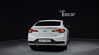 HYUNDAI AVANTE AD 2018