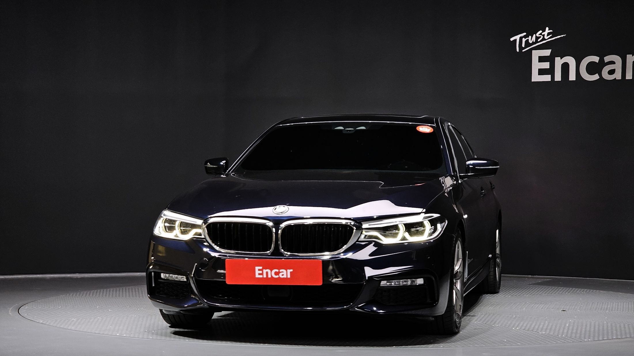 BMW 5-SERIES G30 2017