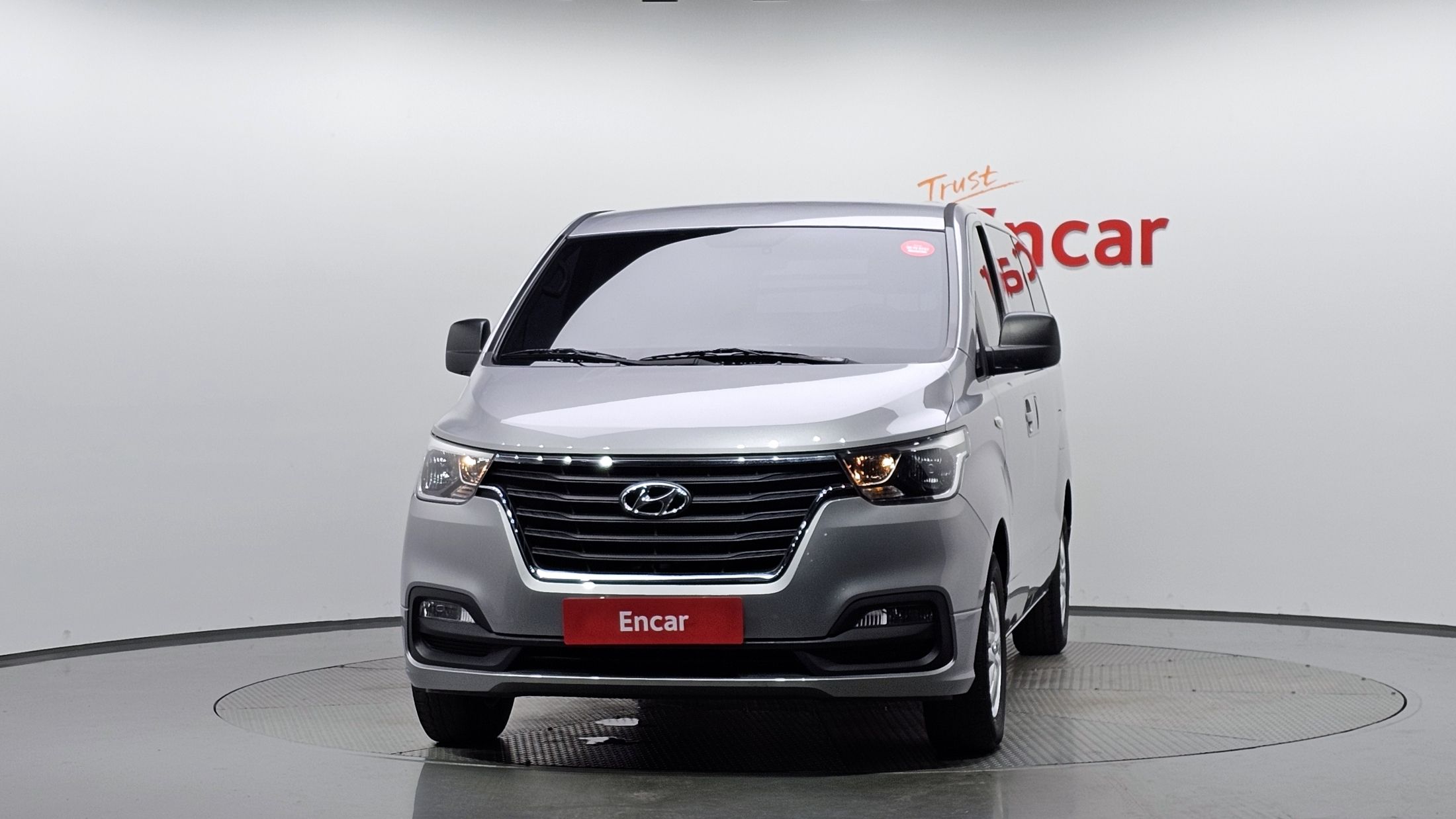 HYUNDAI STAREX GRAND 2019