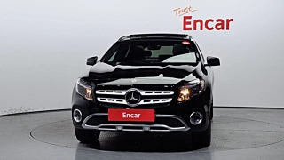 MERCEDES BENZ GLA-CLASS X156 2020