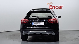 MERCEDES BENZ GLA-CLASS X156 2020