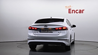 HYUNDAI AVANTE AD 2018
