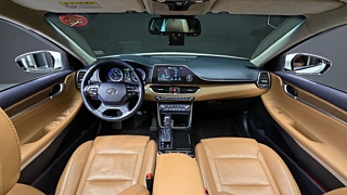 HYUNDAI GRANDEUR IG HYBRID 2019