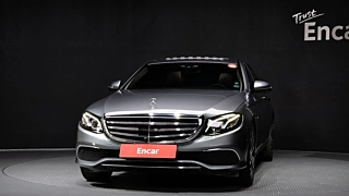 MERCEDES BENZ E-CLASS W213 2020