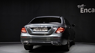 MERCEDES BENZ E-CLASS W213 2020