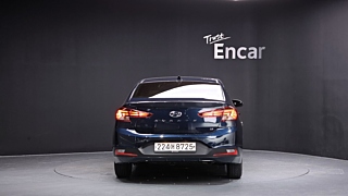 HYUNDAI AVANTE AD 2019
