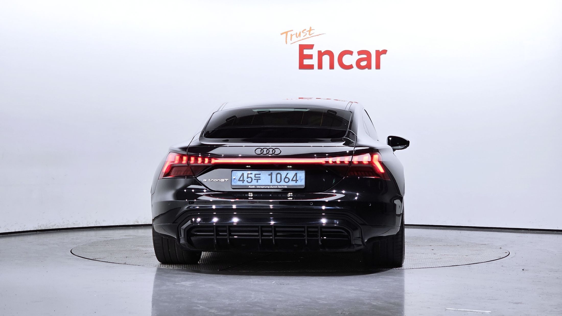 AUDI E-TRON 2022