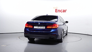 BMW 5-SERIES G30 2019