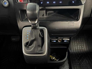 HYUNDAI STARIA 2021