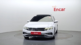 VOLKSWAGEN PASSAT GT B8 2021