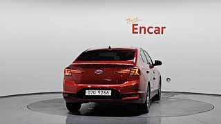 HYUNDAI AVANTE AD 2018