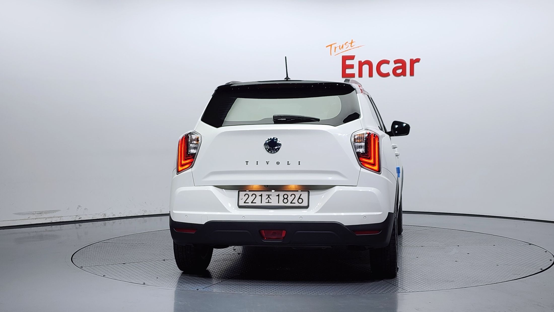 SSANGYONG TIVOLI VERY NEW 2019