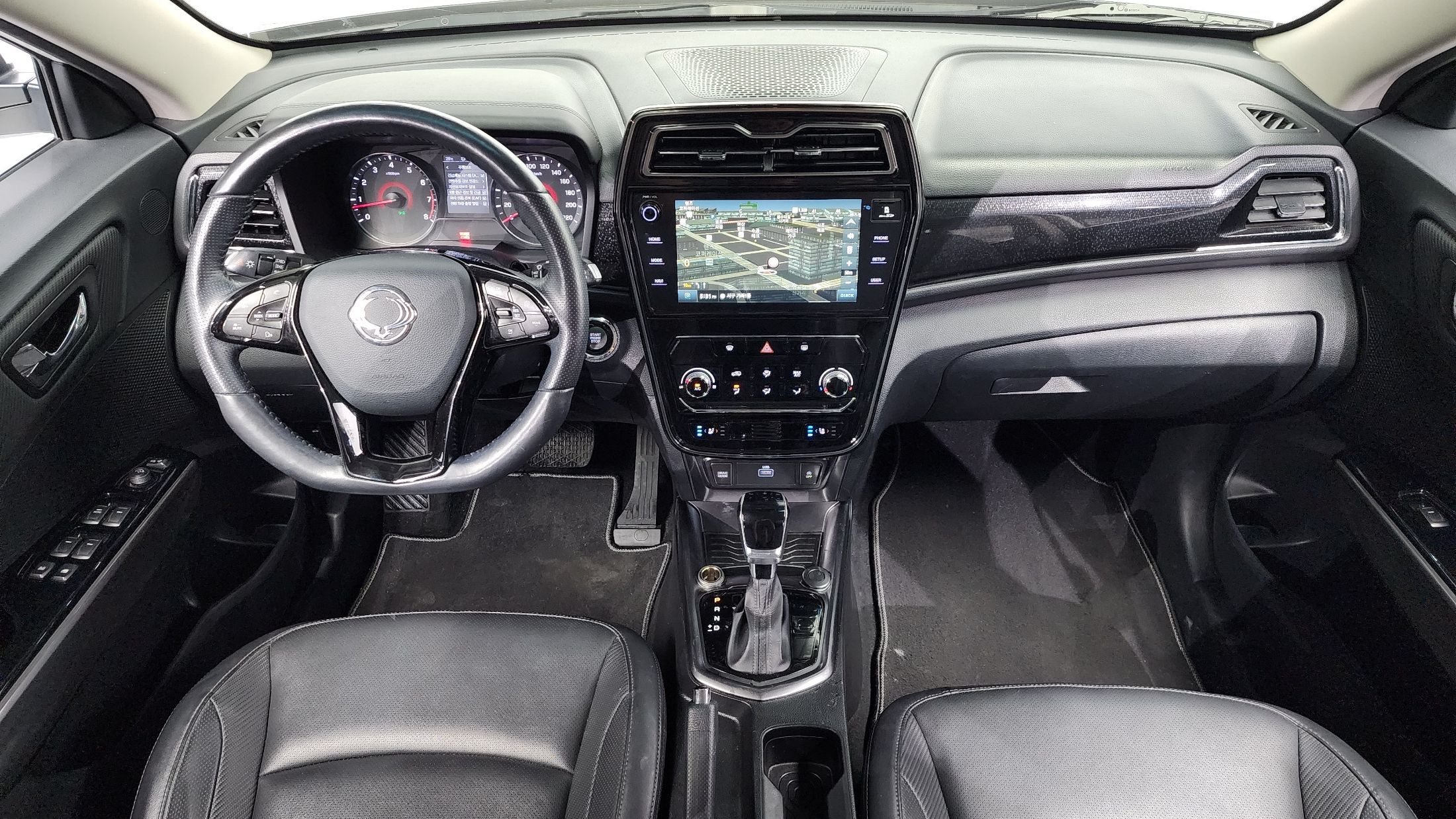 SSANGYONG TIVOLI VERY NEW 2019
