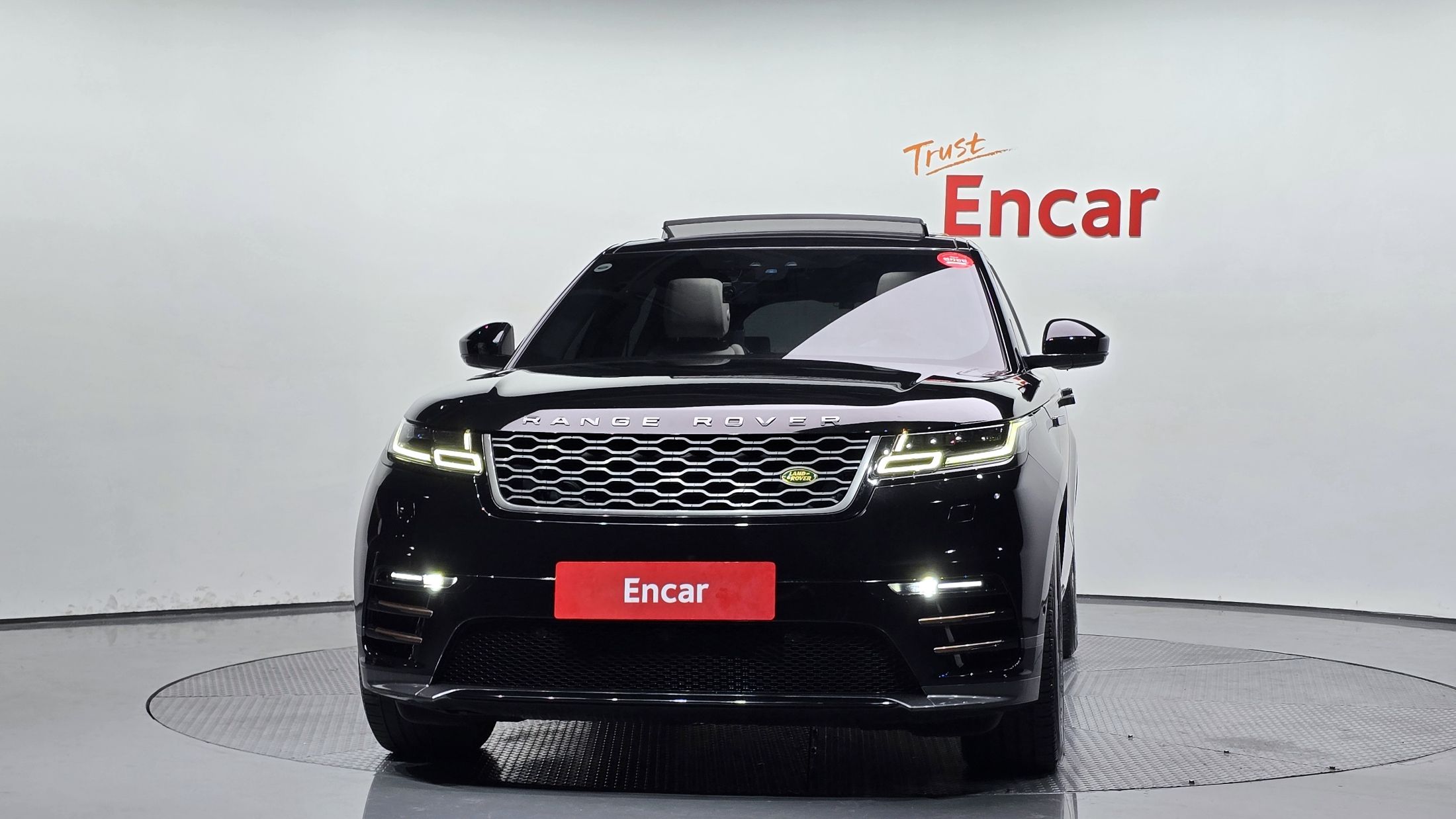 LAND ROVER RANGE ROVER VELAR 2018