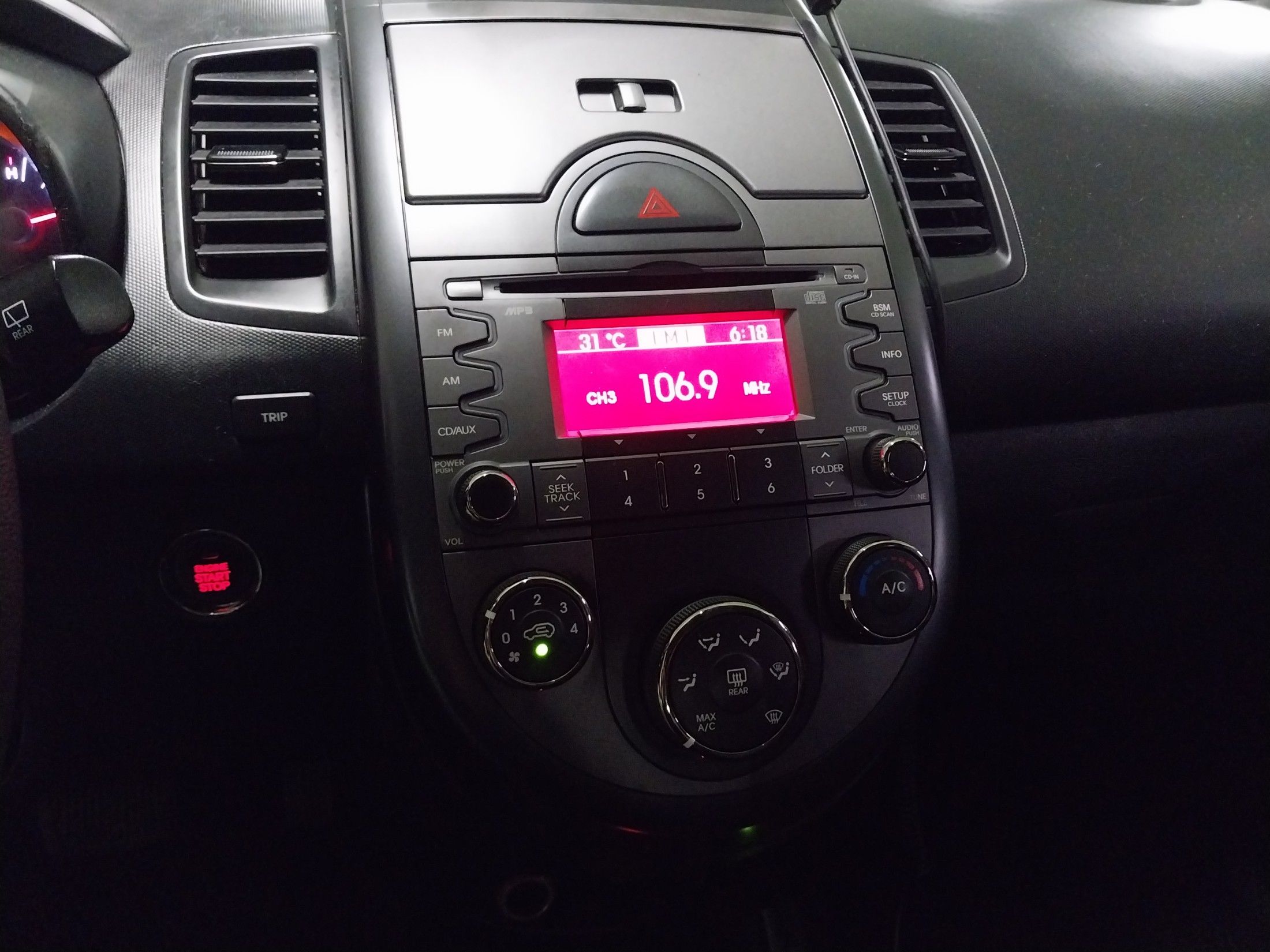 KIA SOUL 2011