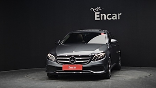 MERCEDES BENZ E-CLASS W213 2019