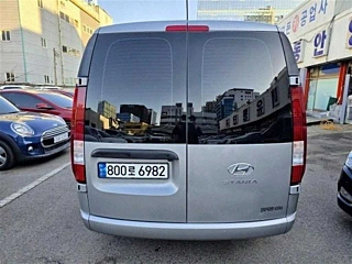 HYUNDAI STARIA 2022