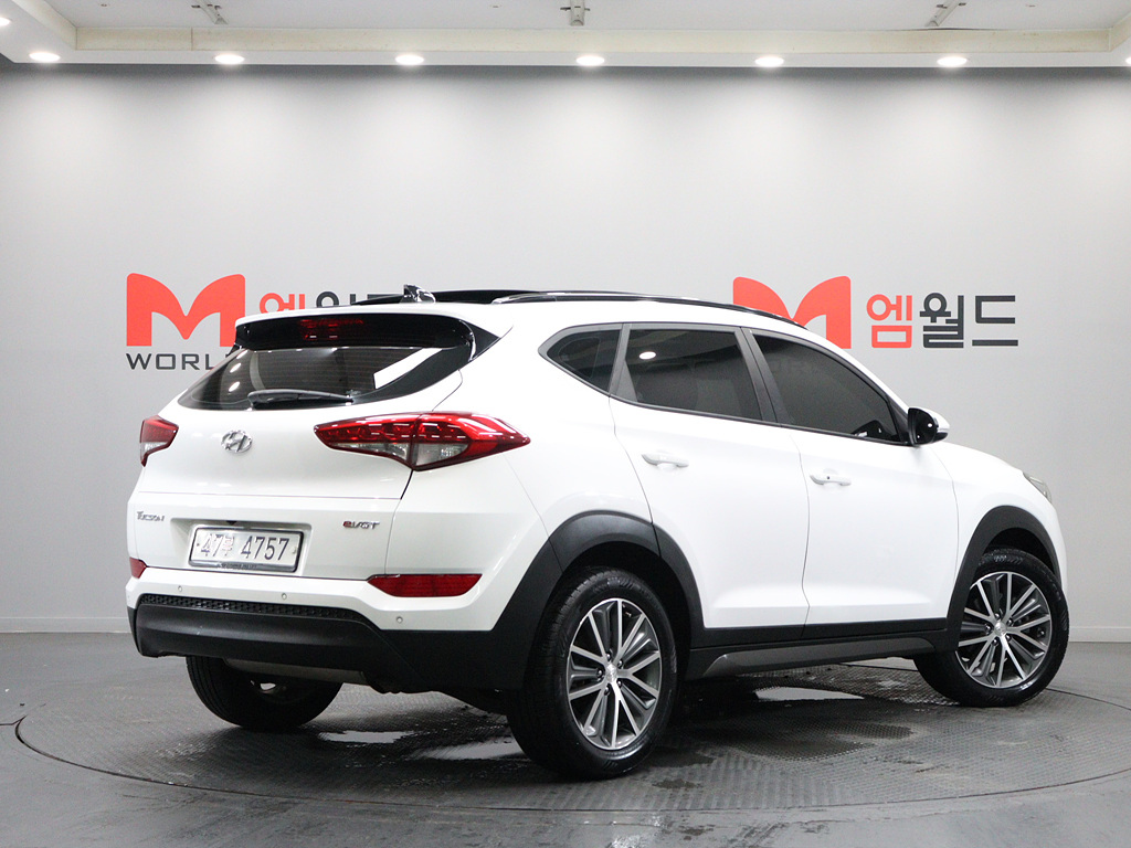 HYUNDAI TUCSON 2015