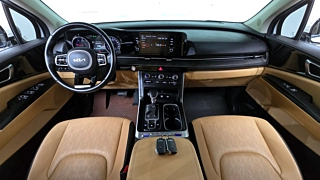 KIA CARNIVAL 4 GENERATION 9 Seater Prestige 2022