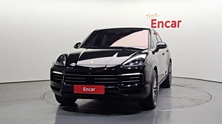 PORSCHE CAYENNE PO536 2022