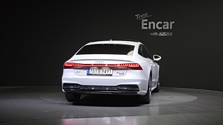 AUDI A7 4K 2020