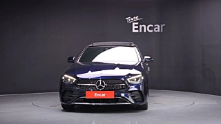 MERCEDES BENZ E-CLASS W213  2022