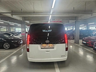 HYUNDAI STARIA  Cargo 3 Seater 2021