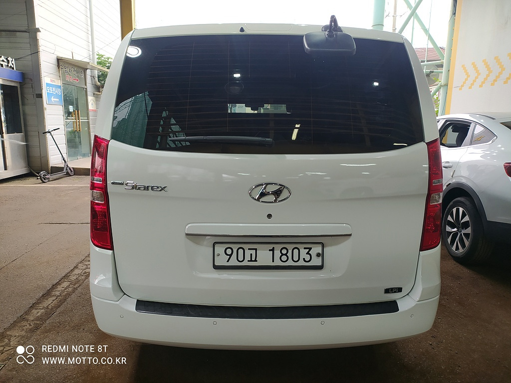 HYUNDAI STAREX GRAND 2014