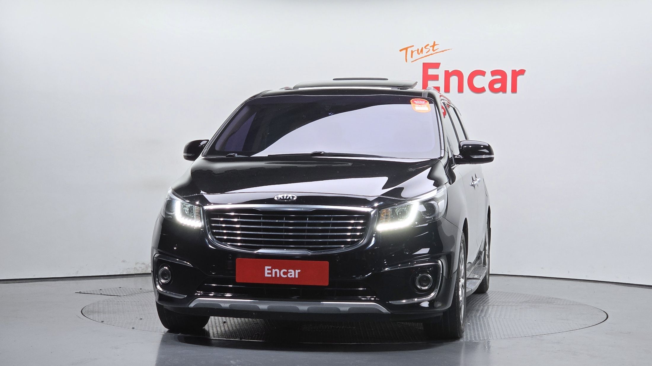 KIA CARNIVAL 2017