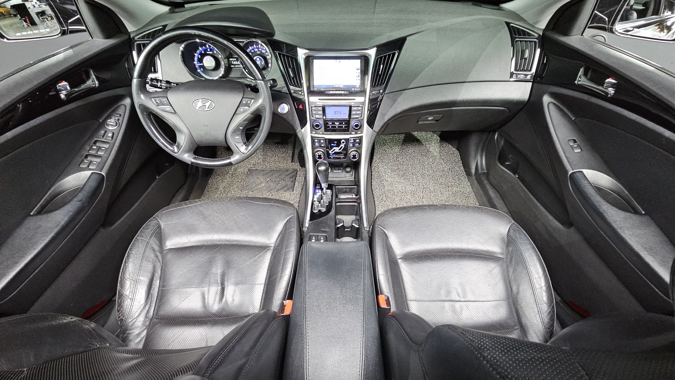 HYUNDAI SONATA YF 2010