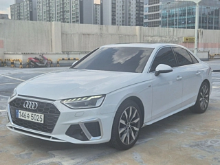 AUDI A4 B9 2023