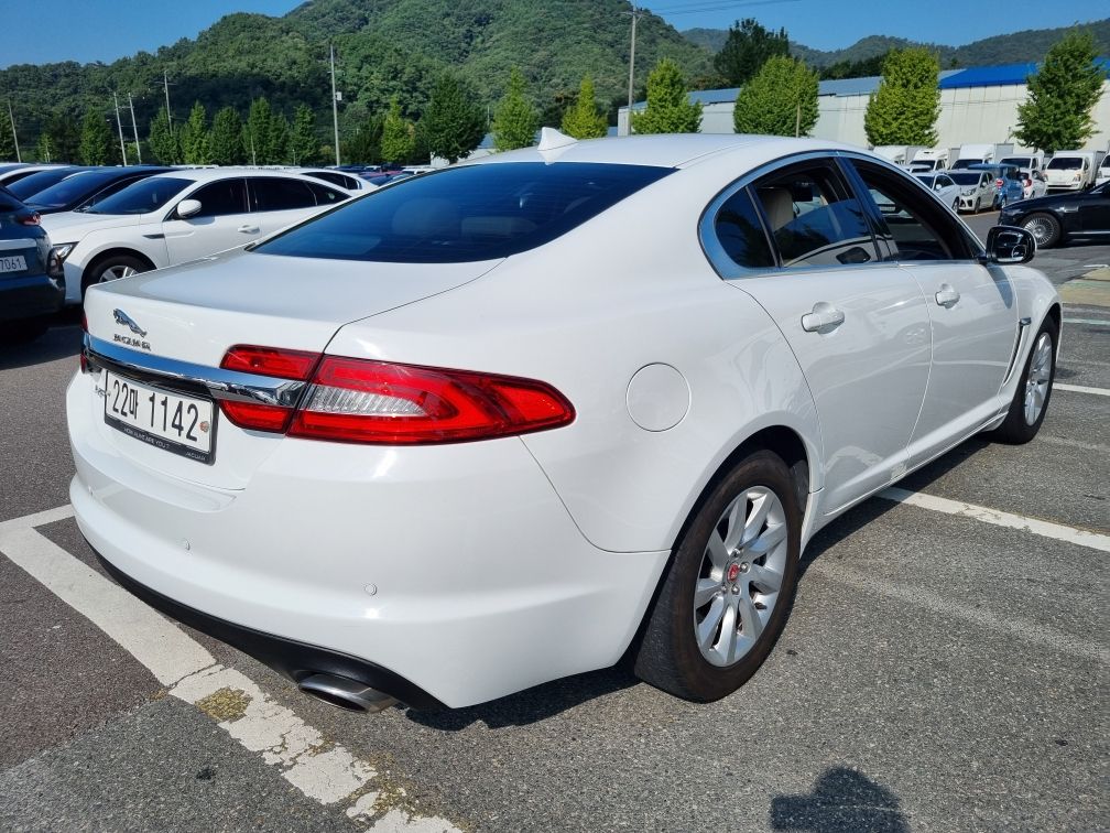 JAGUAR XF 2014