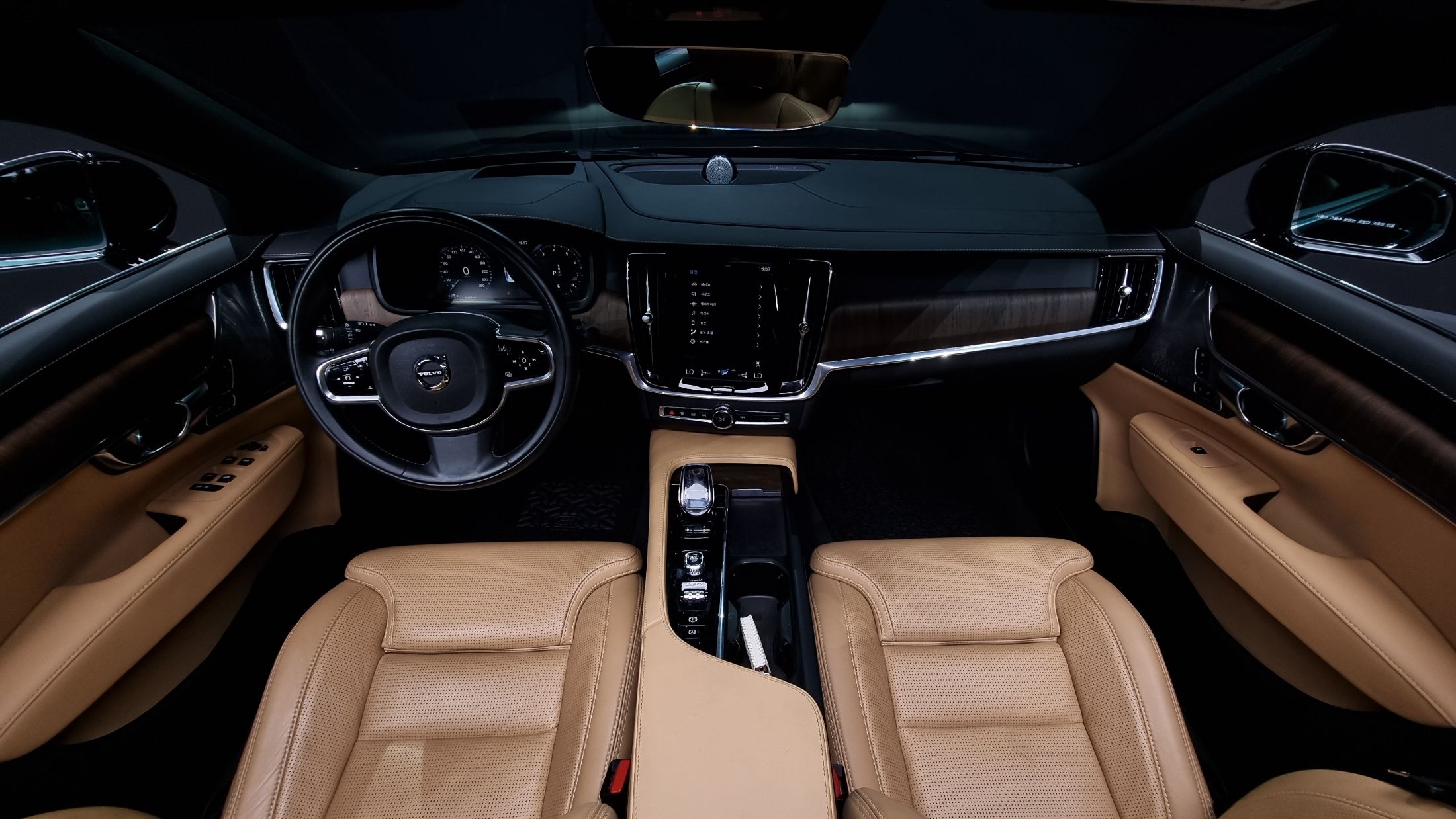 VOLVO S90 2021