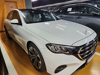 MERCEDES BENZ E-CLASS W214  E220d 4MATIC Exclusive 2024