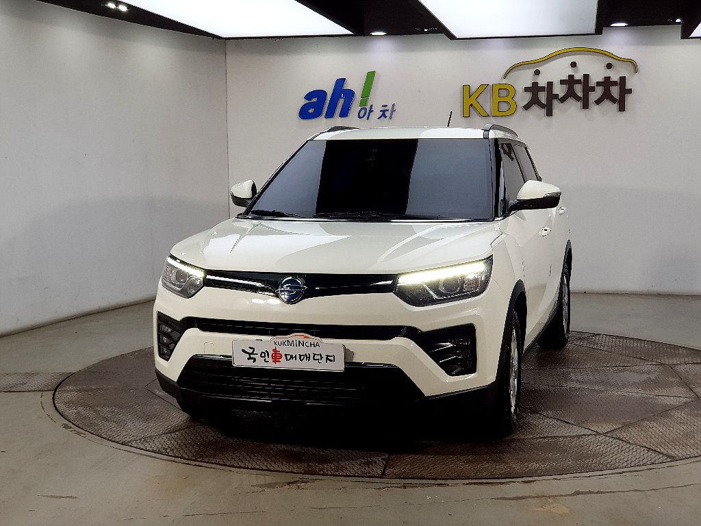 SSANGYONG TIVOLI VERY NEW 2021