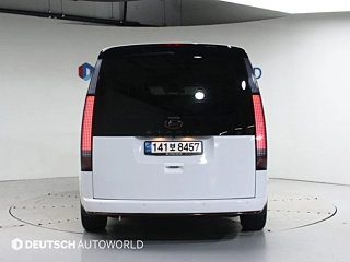 HYUNDAI STARIA  L3.5 Lounge 9 Seater 2021