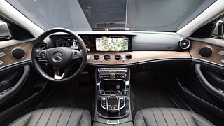 MERCEDES BENZ E-CLASS W213 2017